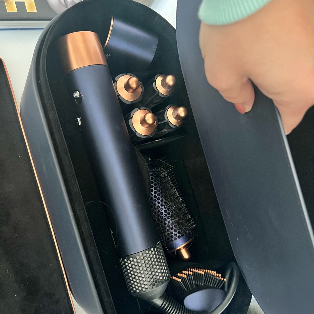 Special Edition Dyson Airwrap + Wallmount